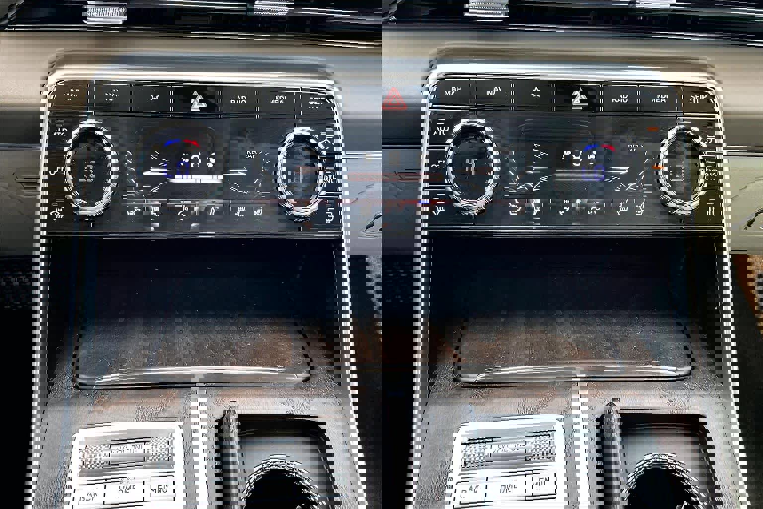 Used 2024 Genesis GV80 3.5T w/ Advanced Package image 33