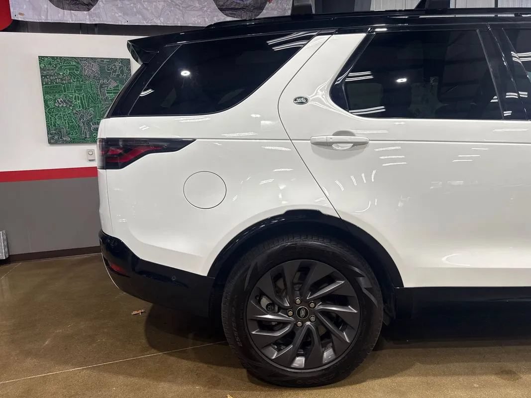 Used 2022 Land Rover Discovery S R-Dynamic AWD/4WD image 51