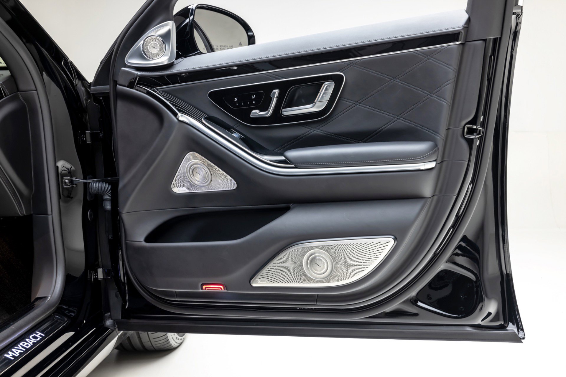 Used 2024 Mercedes-Benz Maybach S 680 4MATIC image 76