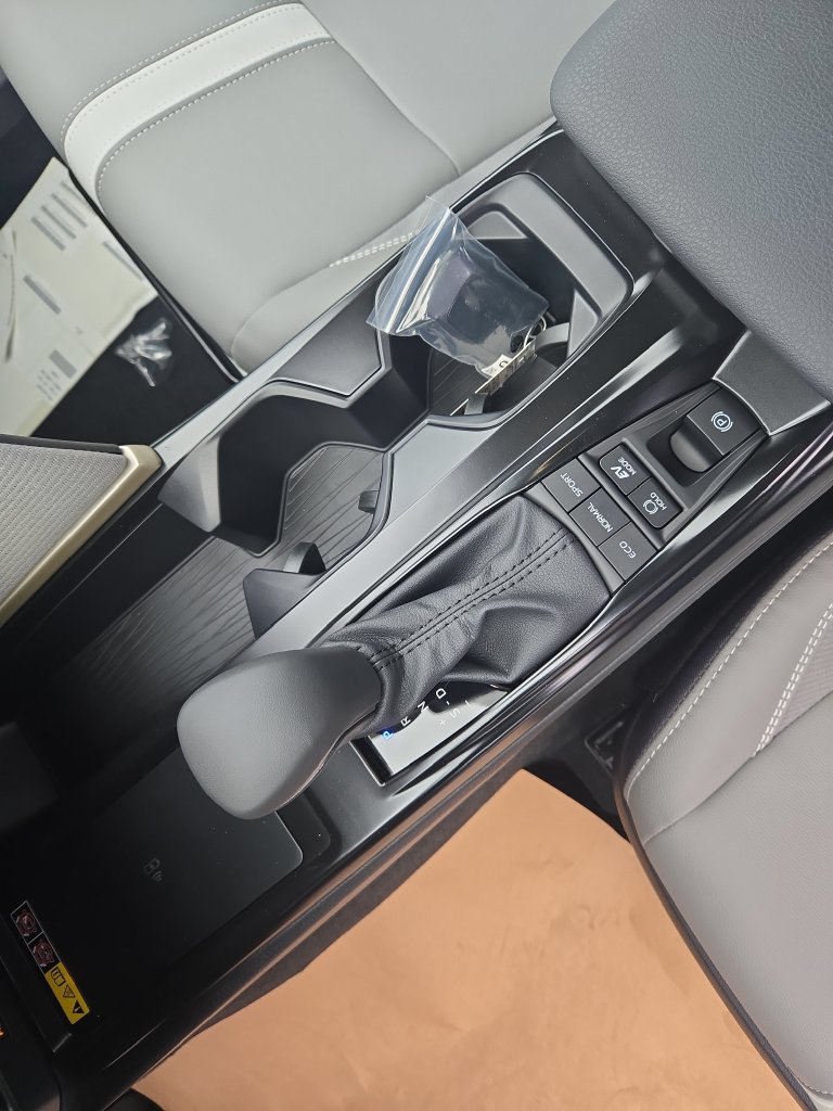 New 2026 Toyota Camry SE w/ Convenience Package FWD image 22