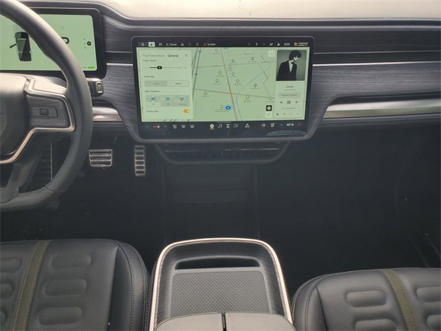 Used 2024 Rivian R1S Adventure image 26
