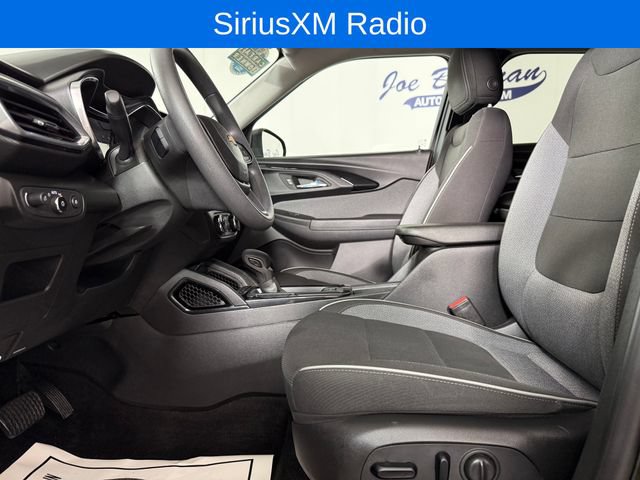 Used 2023 Chevrolet TrailBlazer LT AWD/4WD image 13