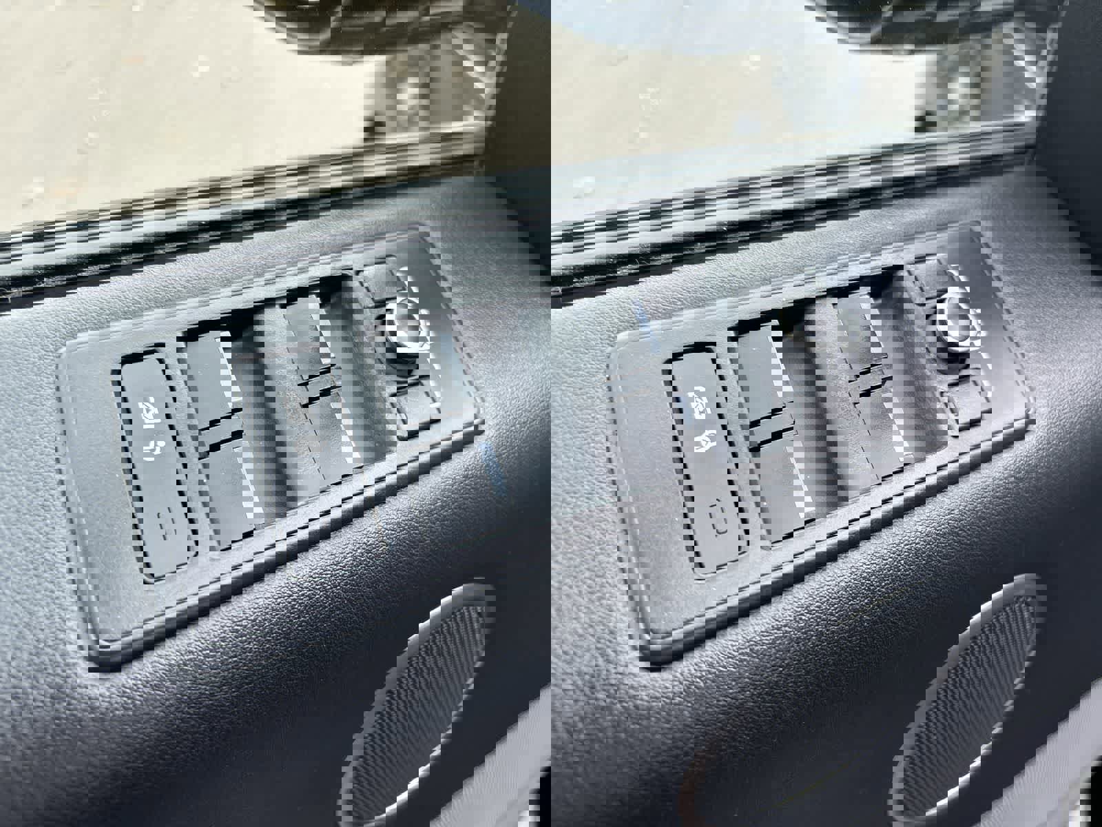 Used 2017 Land Rover Range Rover Sport SE image 8