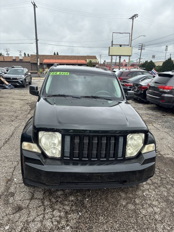 Used 2012 Jeep Liberty Sport w/ Popular Equipment Group AWD/4WD image 6