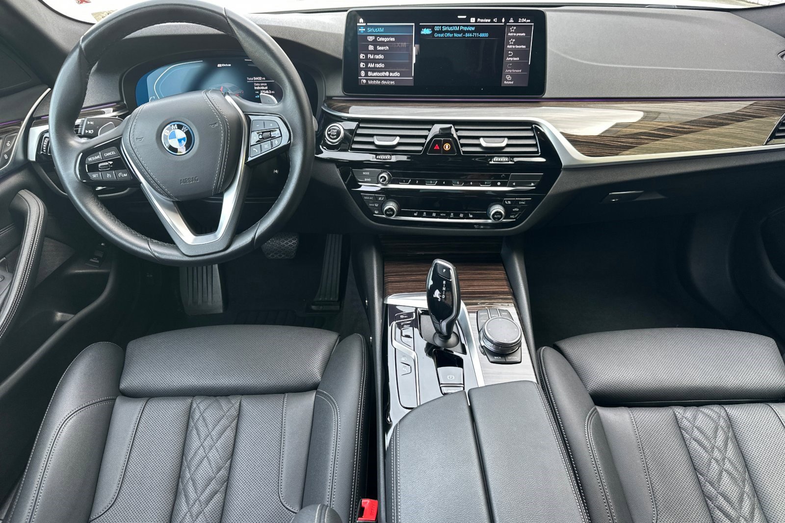 Certified 2023 BMW 530e w/ Convenience Package image 17