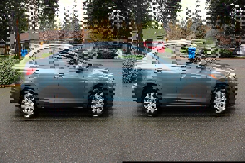 Used 2011 MAZDA MAZDA3 i Sport image 11