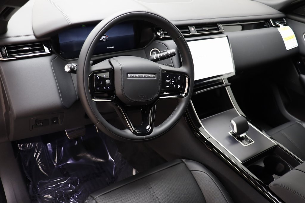 New 2026 Land Rover Range Rover Velar Dynamic SE image 7