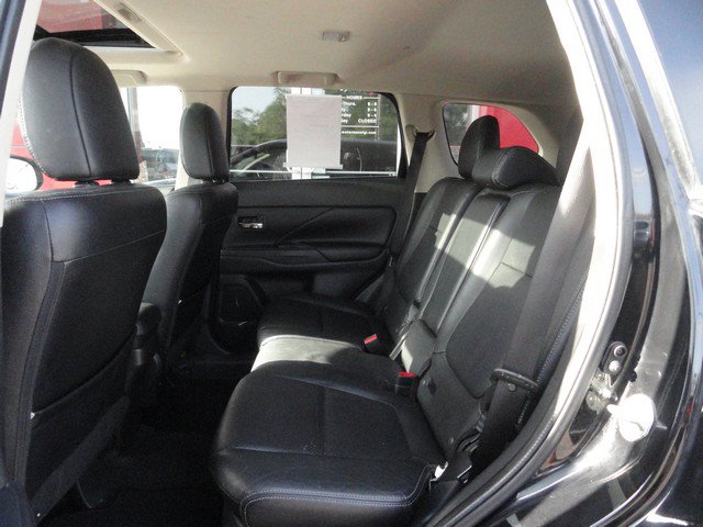 Used 2018 Mitsubishi Outlander GT AWD/4WD image 10