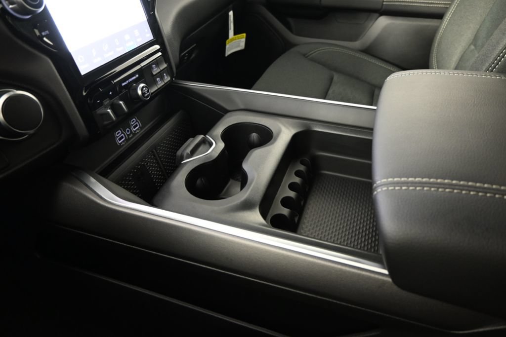 Used 2026 RAM 1500 Big Horn AWD/4WD image 30