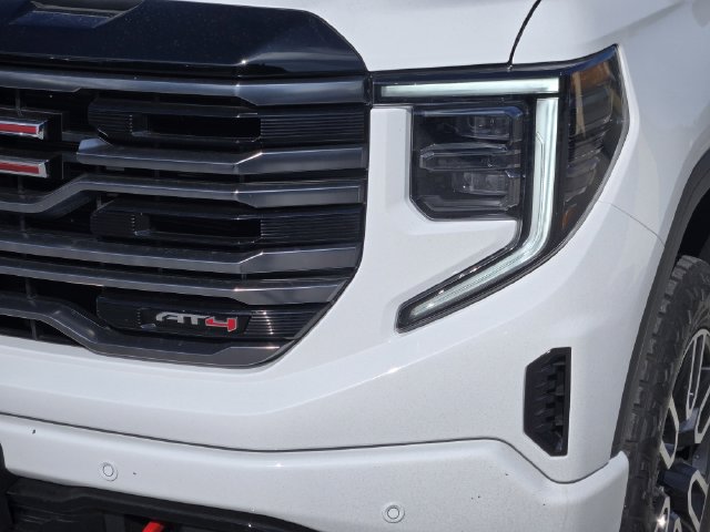 Used 2026 GMC Sierra 1500 AT4 w/ AT4 Premium Package AWD/4WD image 10