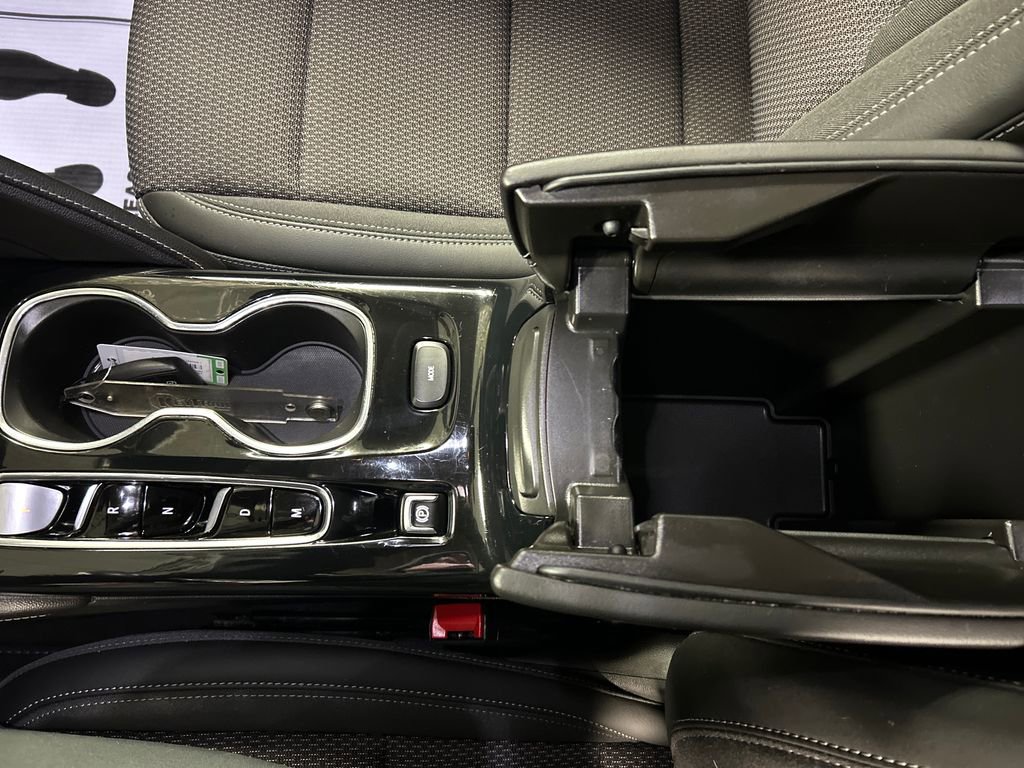 Used 2022 Buick Envision Preferred FWD image 21