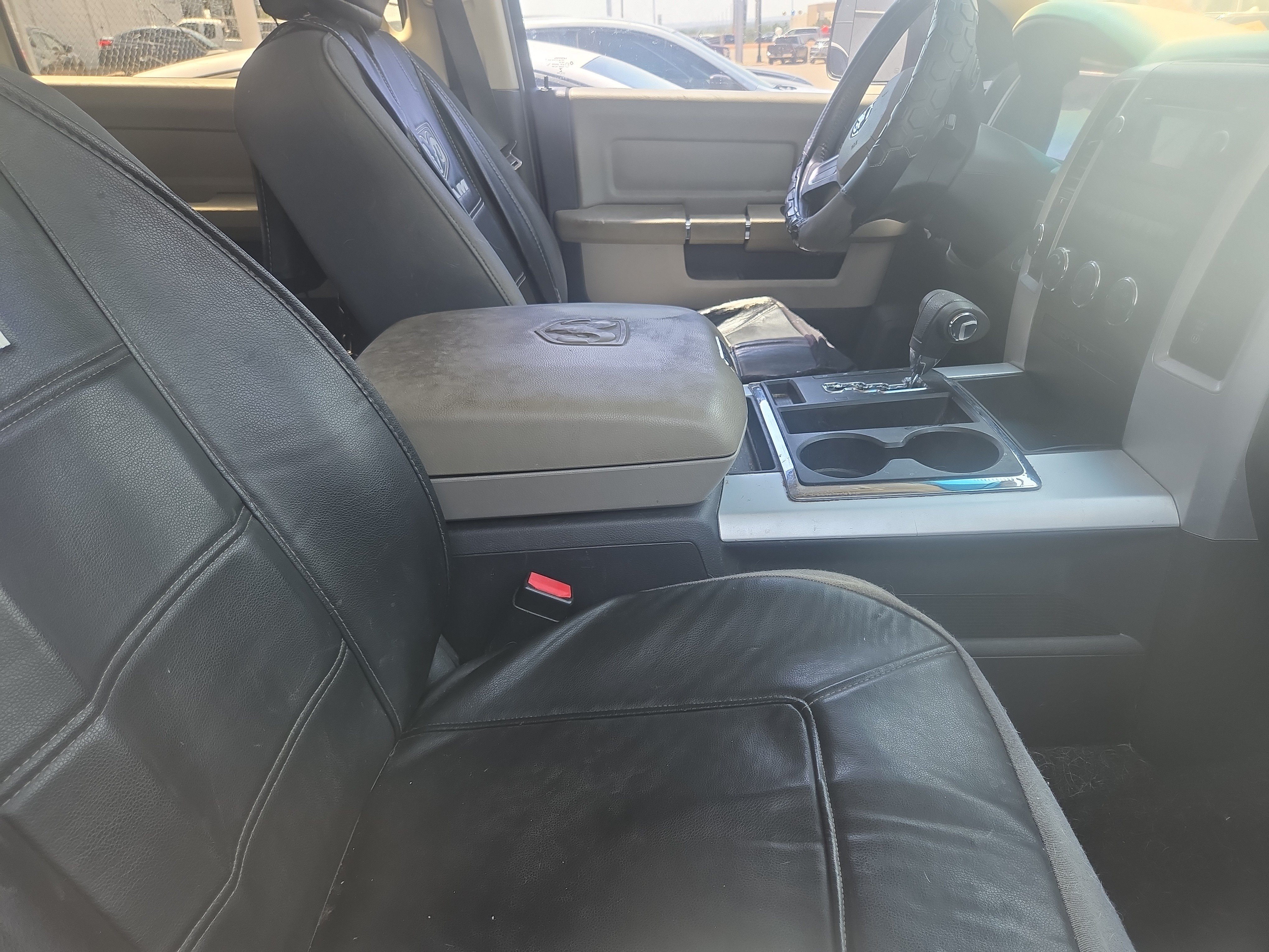 Used 2010 Dodge Ram 1500 Truck SLT w/ SLT Plus D←cor Group AWD/4WD image 8