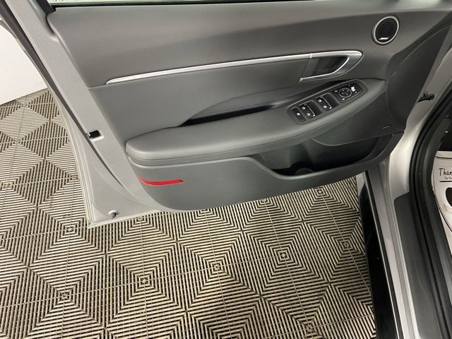 Used 2020 Hyundai Sonata SEL Plus w/ Tech Package image 17