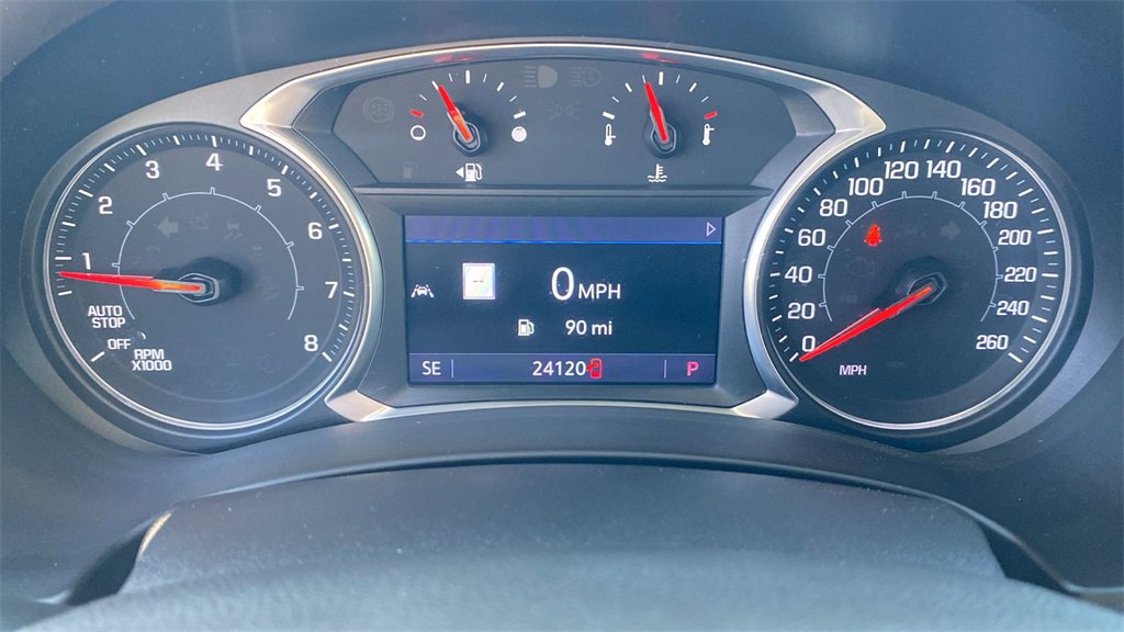 Used 2022 GMC Terrain AT4 image 28