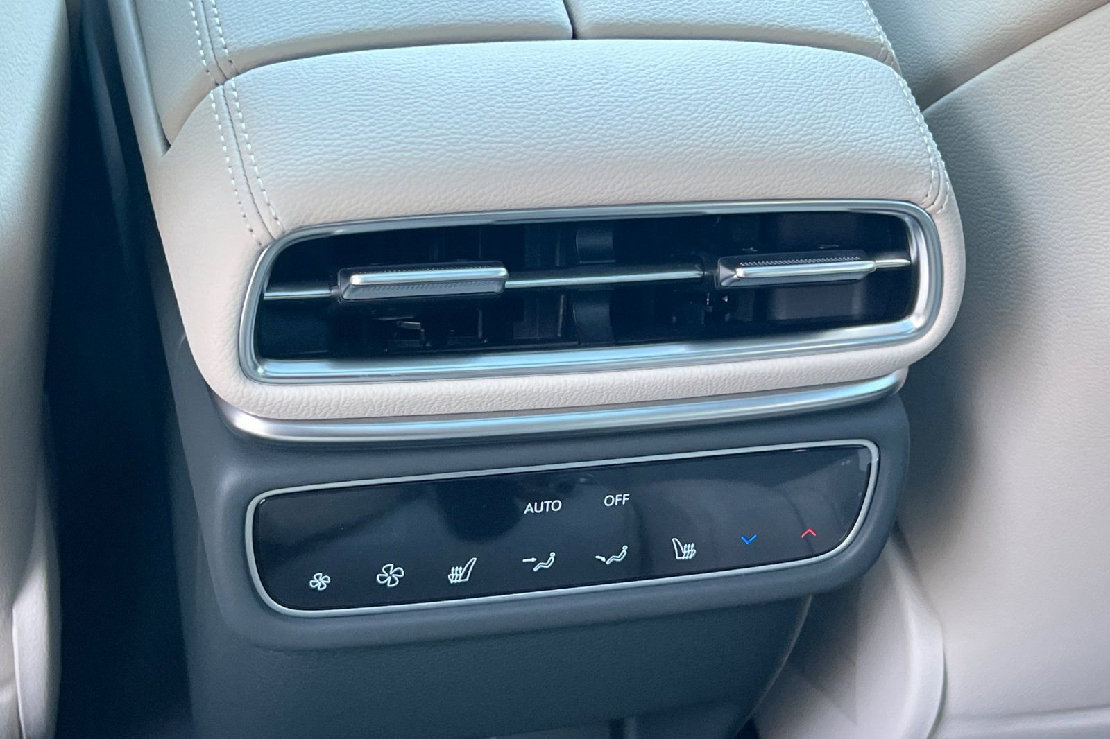 New 2026 Genesis GV80 2.5T Prestige image 15
