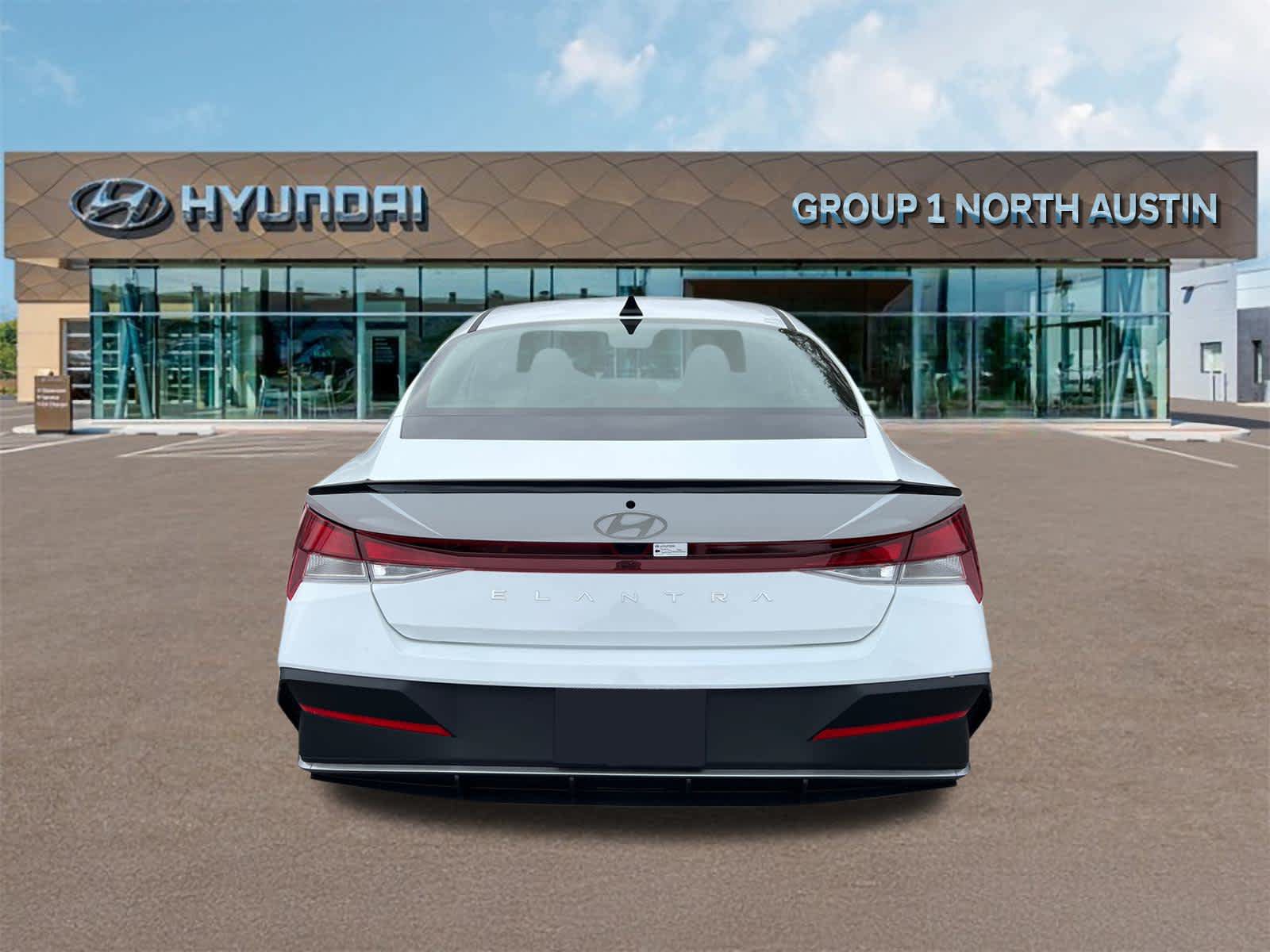 Certified 2025 Hyundai Elantra Sport FWD image 6