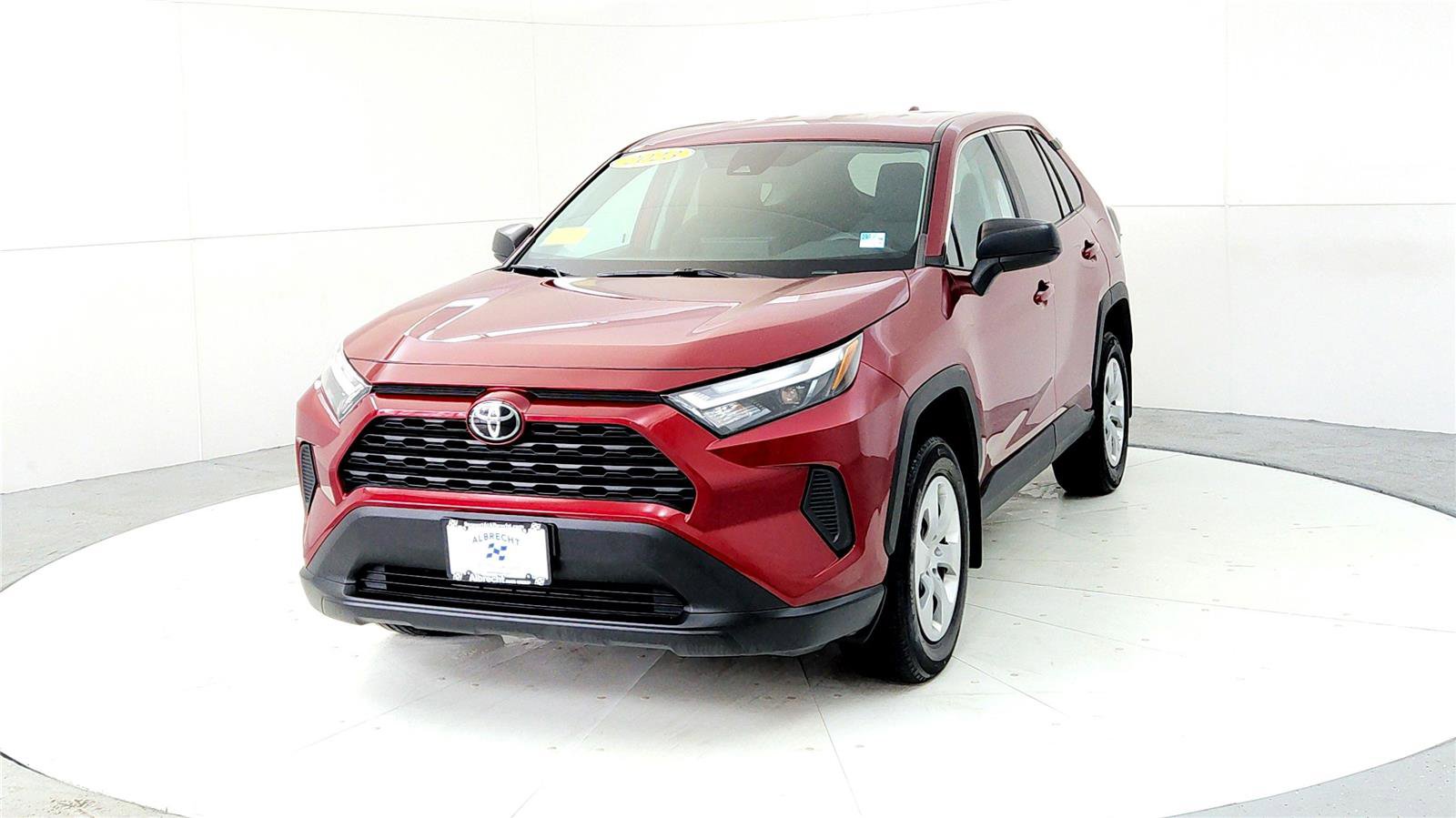 Certified 2023 Toyota RAV4 LE AWD/4WD image 2