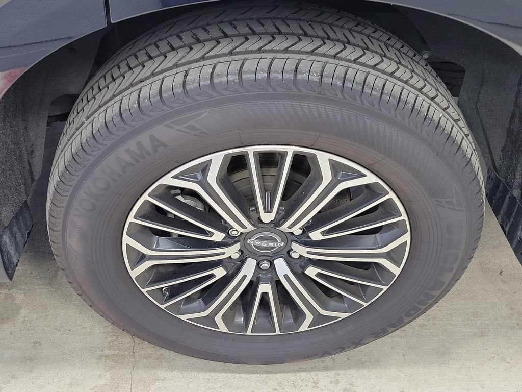 Used 2025 Nissan Armada Platinum AWD/4WD image 9
