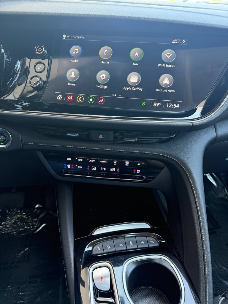 Used 2022 Buick Envision Avenir w/ Technology Package II AWD/4WD image 9