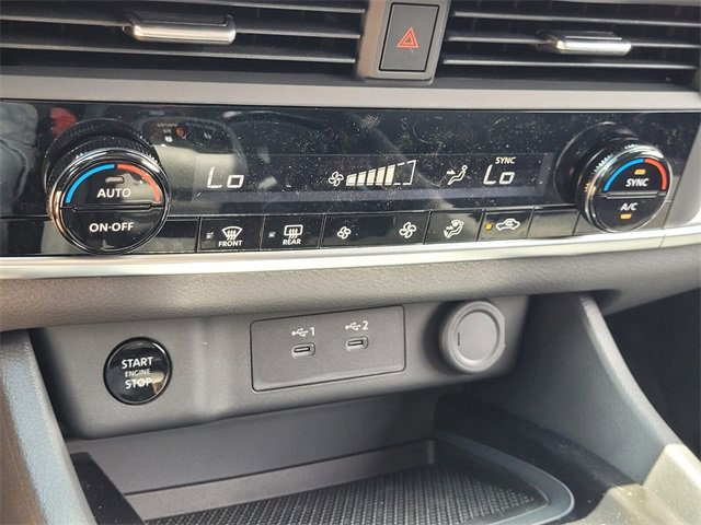 New 2025 Nissan Rogue SV image 11