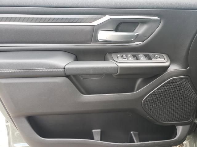 New 2026 RAM 1500 Big Horn AWD/4WD image 11