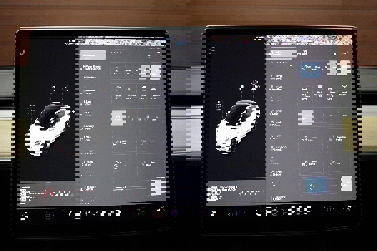 Used 2023 Tesla Model 3 Standard Range RWD image 24