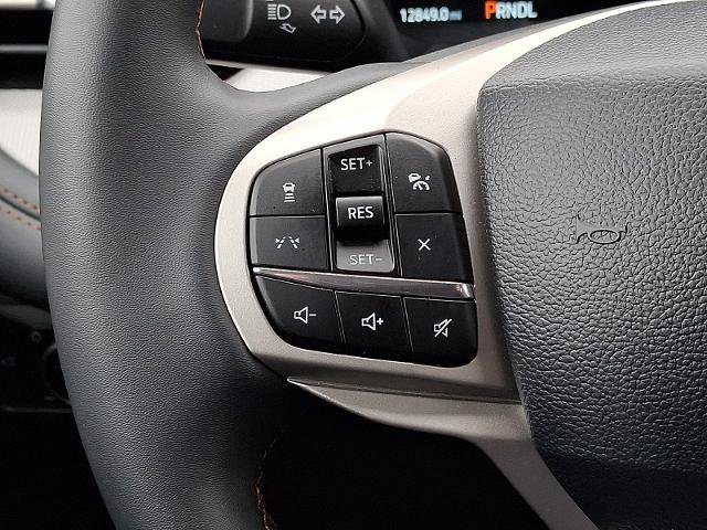 Certified 2025 Ford Explorer Active image 22