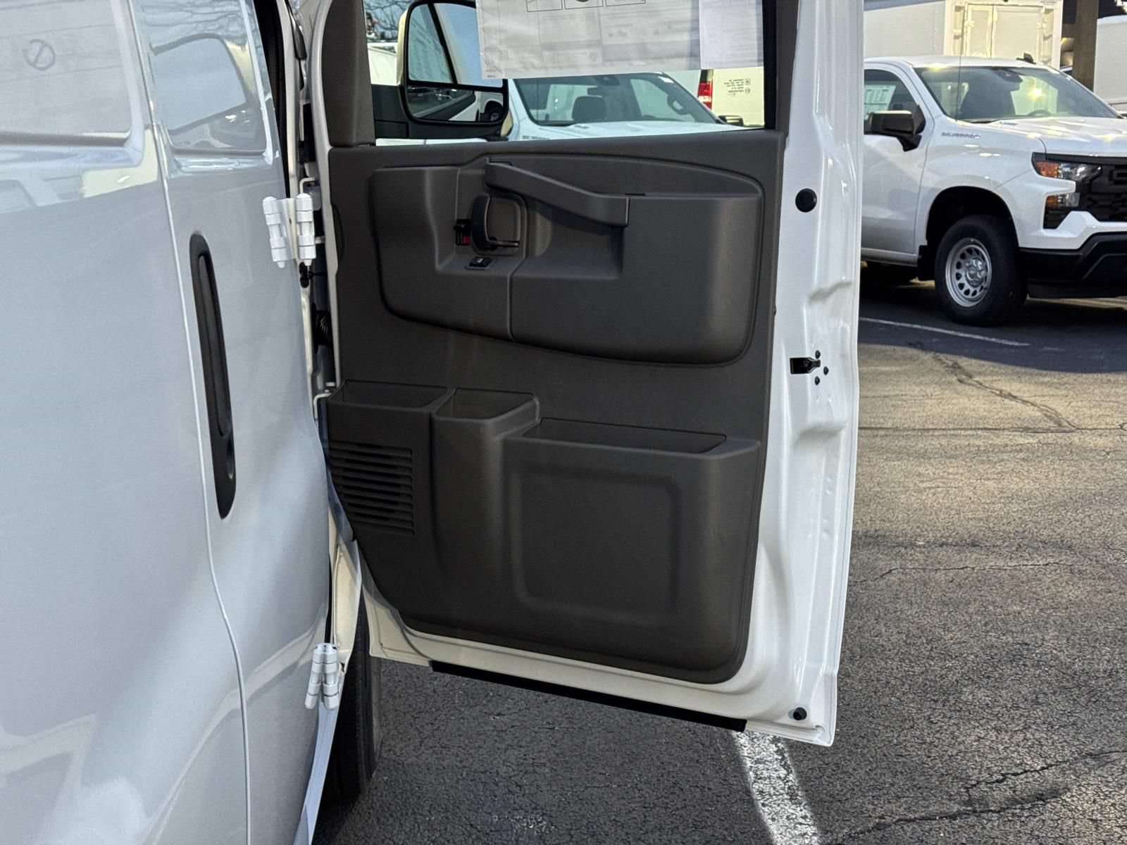 New 2025 Chevrolet Express 2500 RWD image 11
