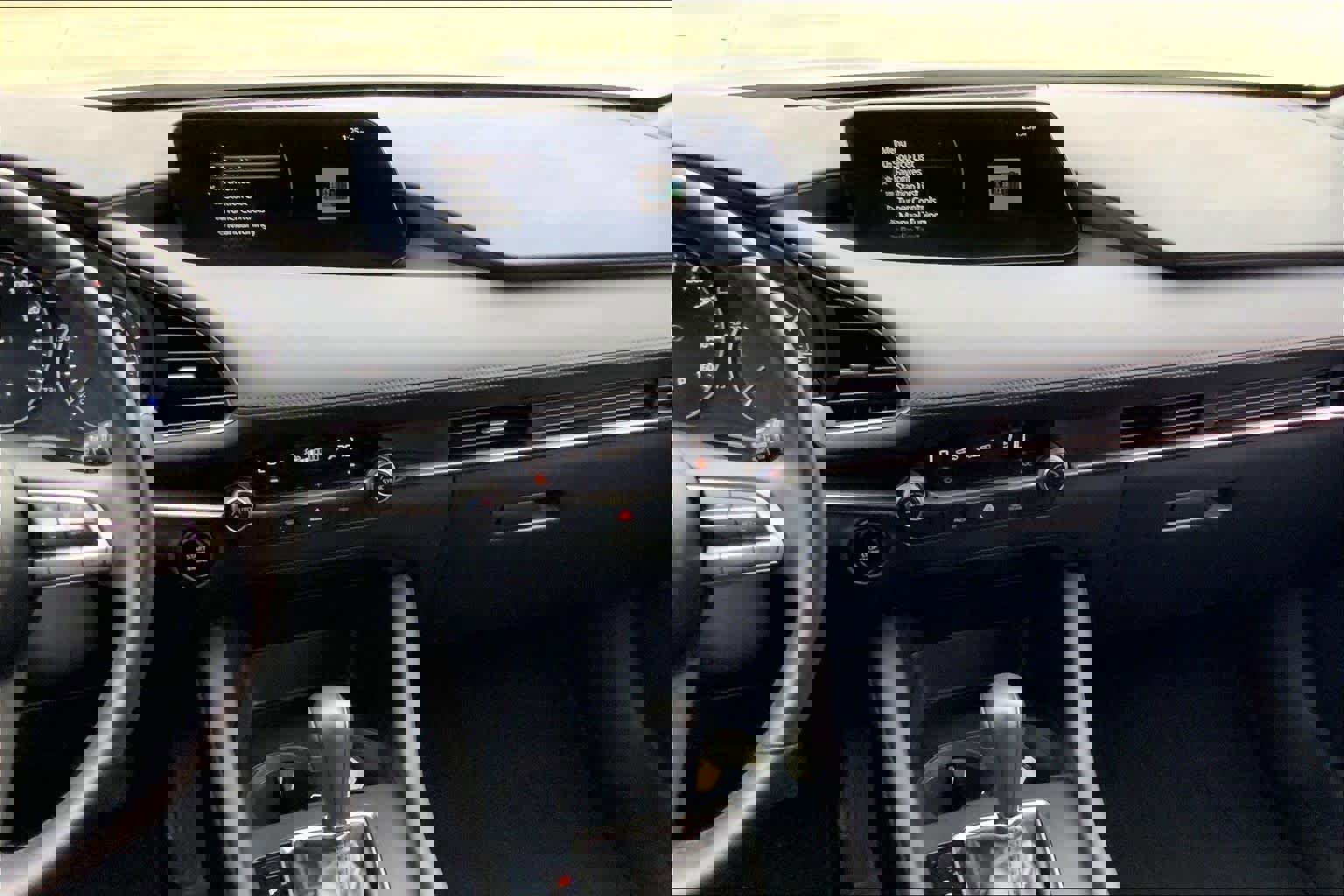 Used 2023 MAZDA MAZDA3 s image 6