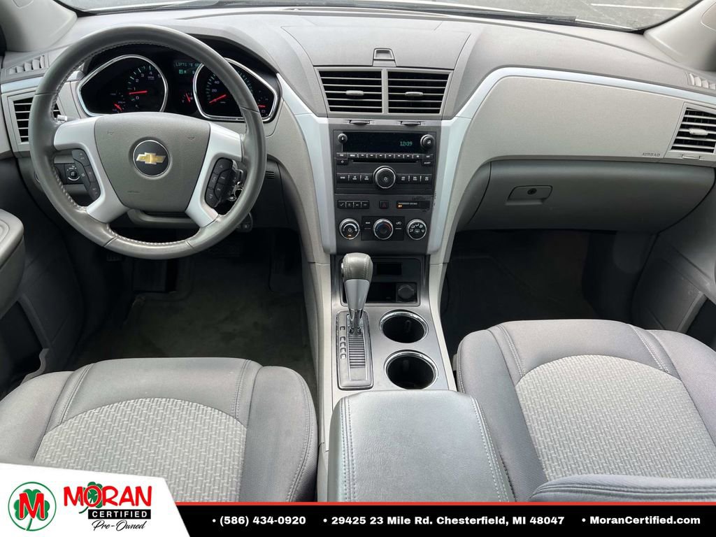 Used 2012 Chevrolet Traverse LT FWD image 13