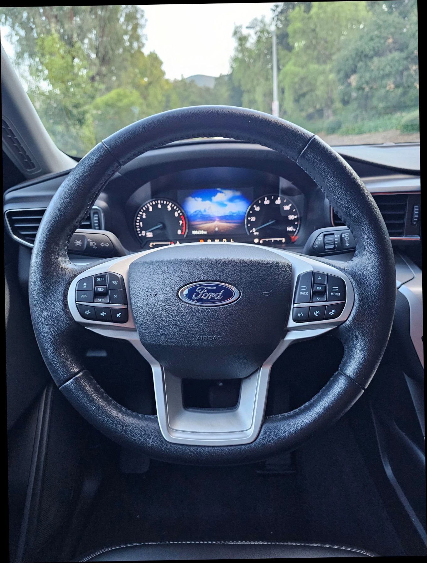 Used 2023 Ford Explorer XLT w/ Equipment Group 202A image 32