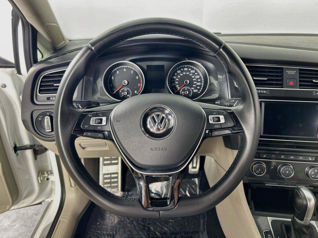 Used 2019 Volkswagen Golf Alltrack S AWD/4WD image 11