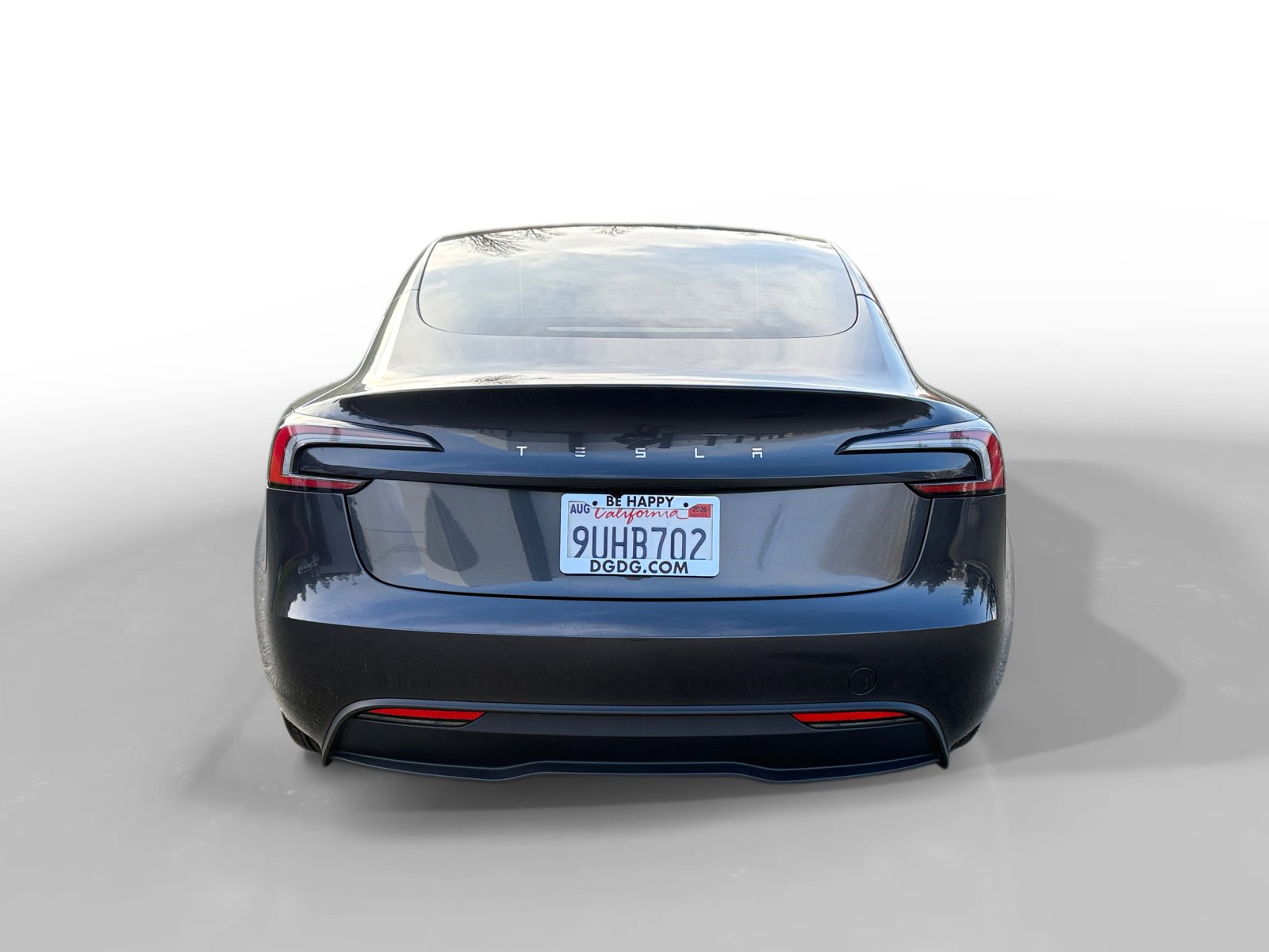 Used 2024 Tesla Model 3 Standard Range image 4