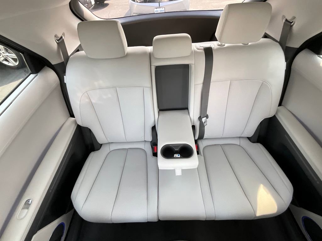 Used 2024 Hyundai Ioniq 5 Limited AWD/4WD image 17