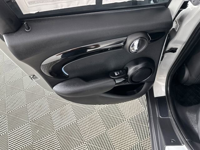 Used 2023 MINI Cooper S image 14