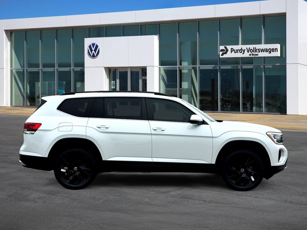 New 2026 Volkswagen Atlas SE FWD image 9