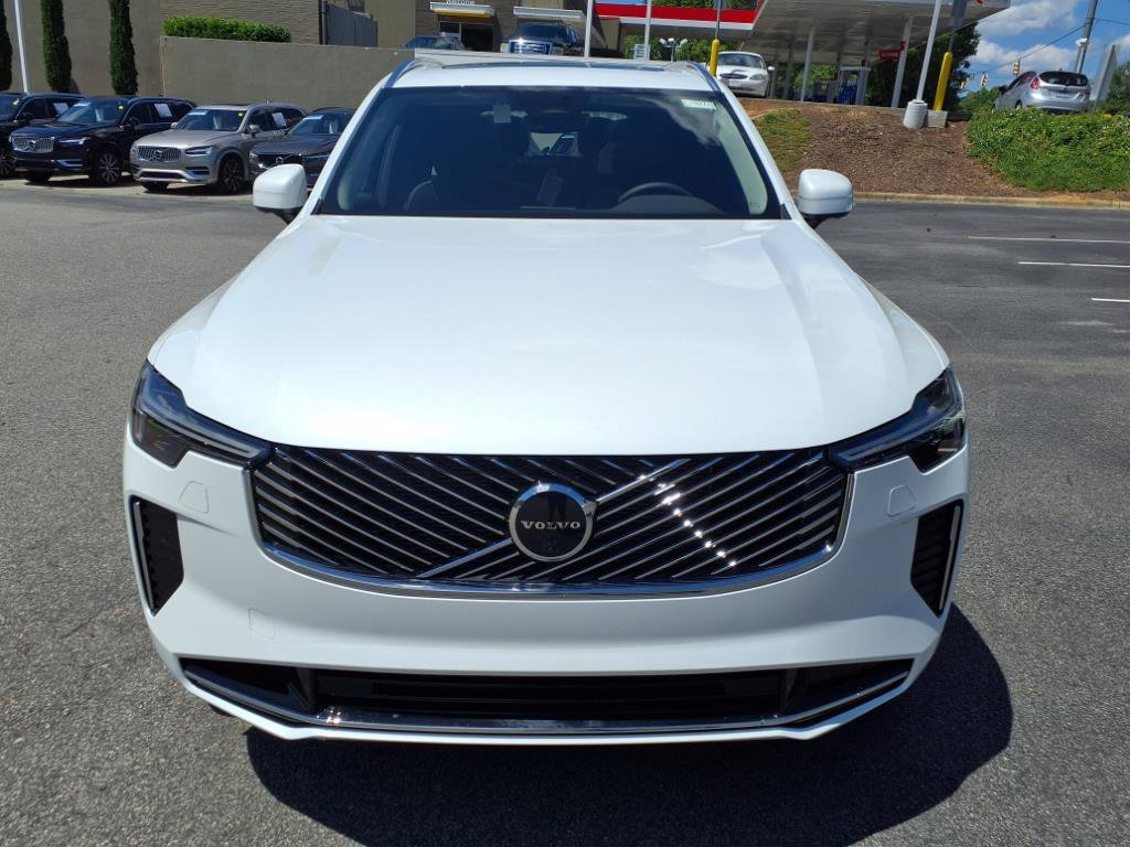 New 2025 Volvo XC90 T8 Plus w/ Protection Package Premier image 10