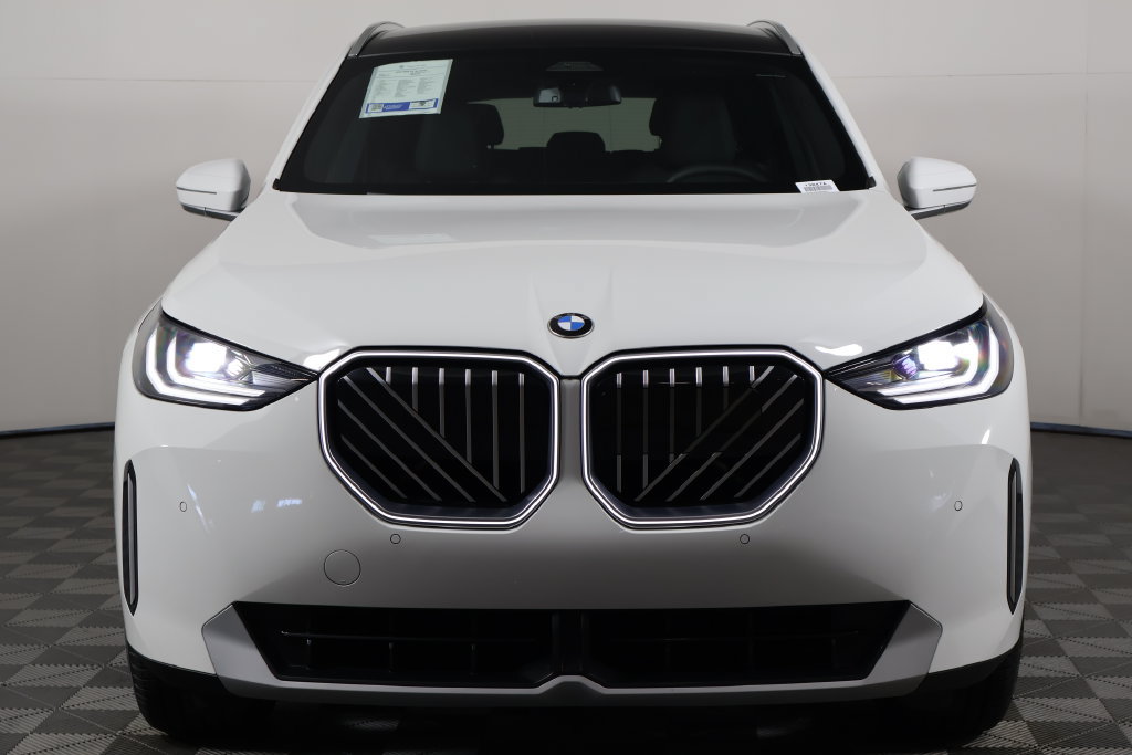 Certified 2025 BMW X3 xDrive30i w/ Convenience Package AWD/4WD image 2