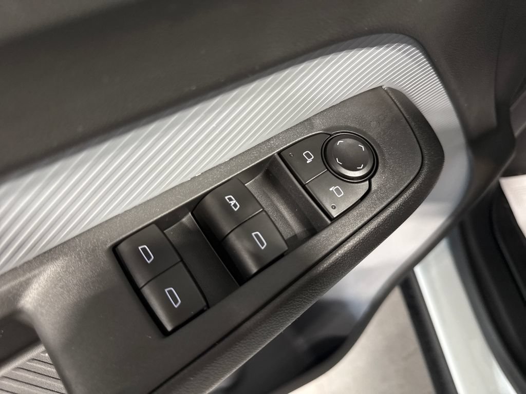 New 2027 Chevrolet Bolt LT FWD image 31
