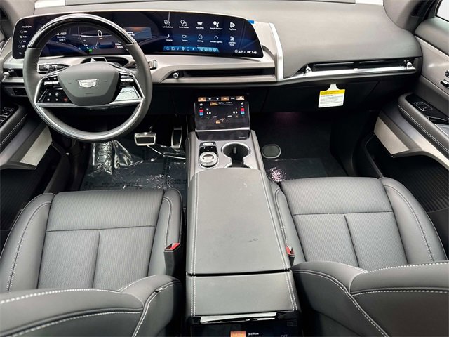 New 2026 Cadillac Vistiq Luxury w/ LPO, Floor Liner Package image 16