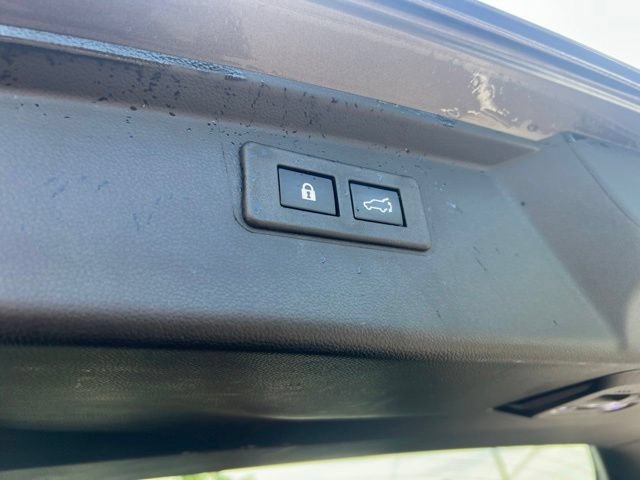 Used 2025 Subaru Outback Onyx Edition AWD/4WD image 22