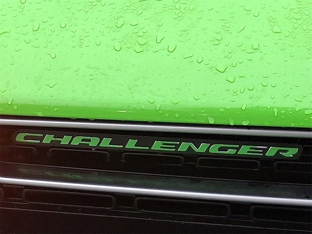 Used 2017 Dodge Challenger GT image 29