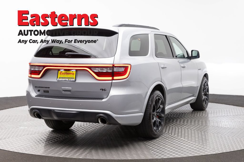 Used 2024 Dodge Durango R/T w/ Tow 'N Go Package AWD/4WD image 5