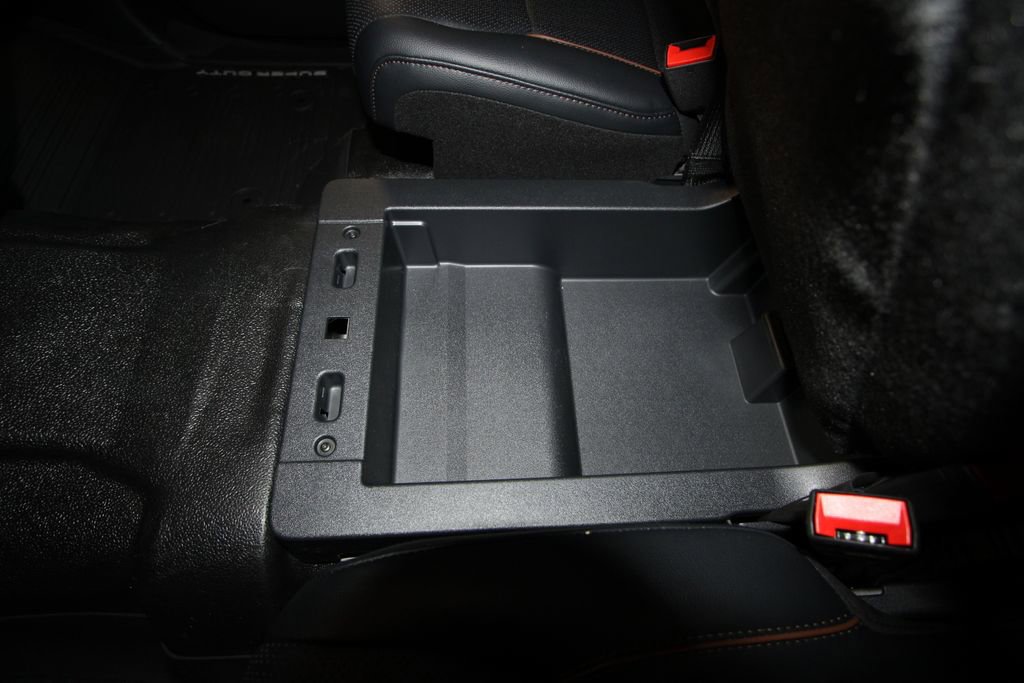 Used 2025 Ford F350 Lariat w/ Black Appearance Package image 23