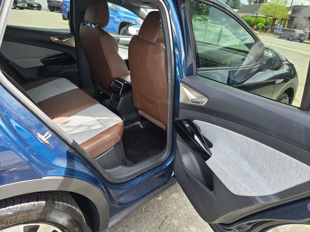 Used 2023 Volkswagen ID.4 Pro RWD image 15