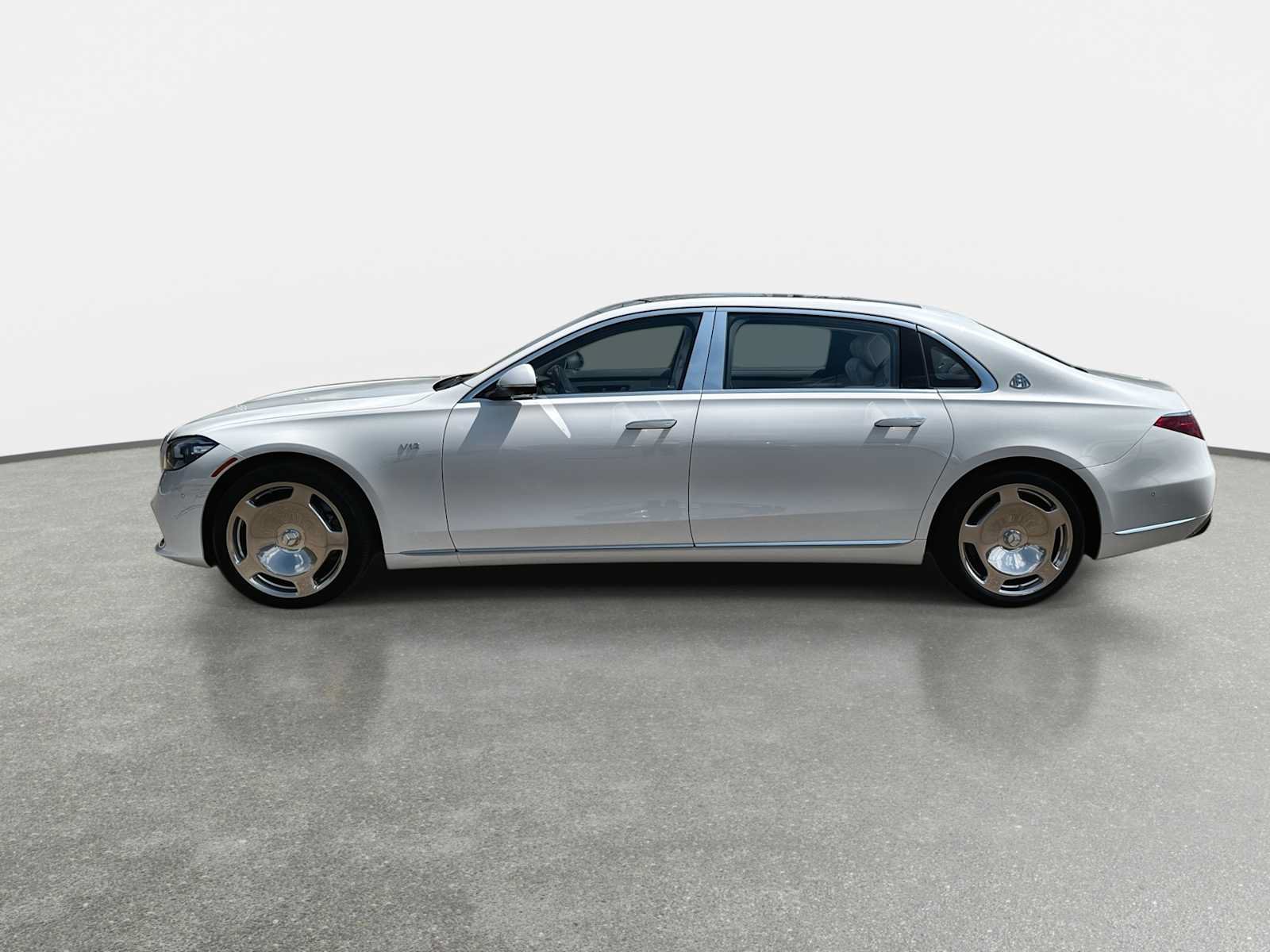 Used 2024 Mercedes-Benz Maybach S 680 4MATIC image 5