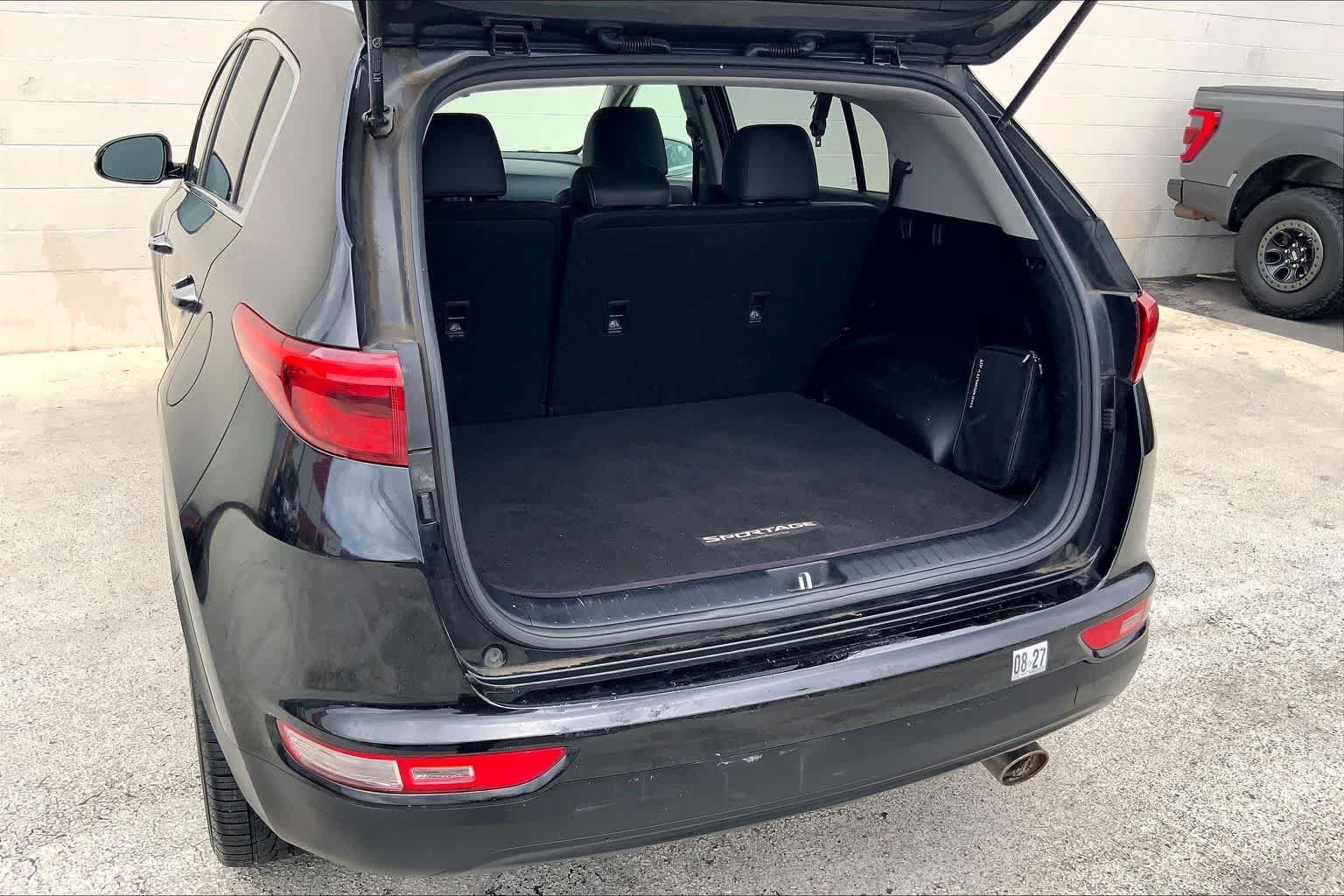 Used 2019 Kia Sportage EX FWD image 18