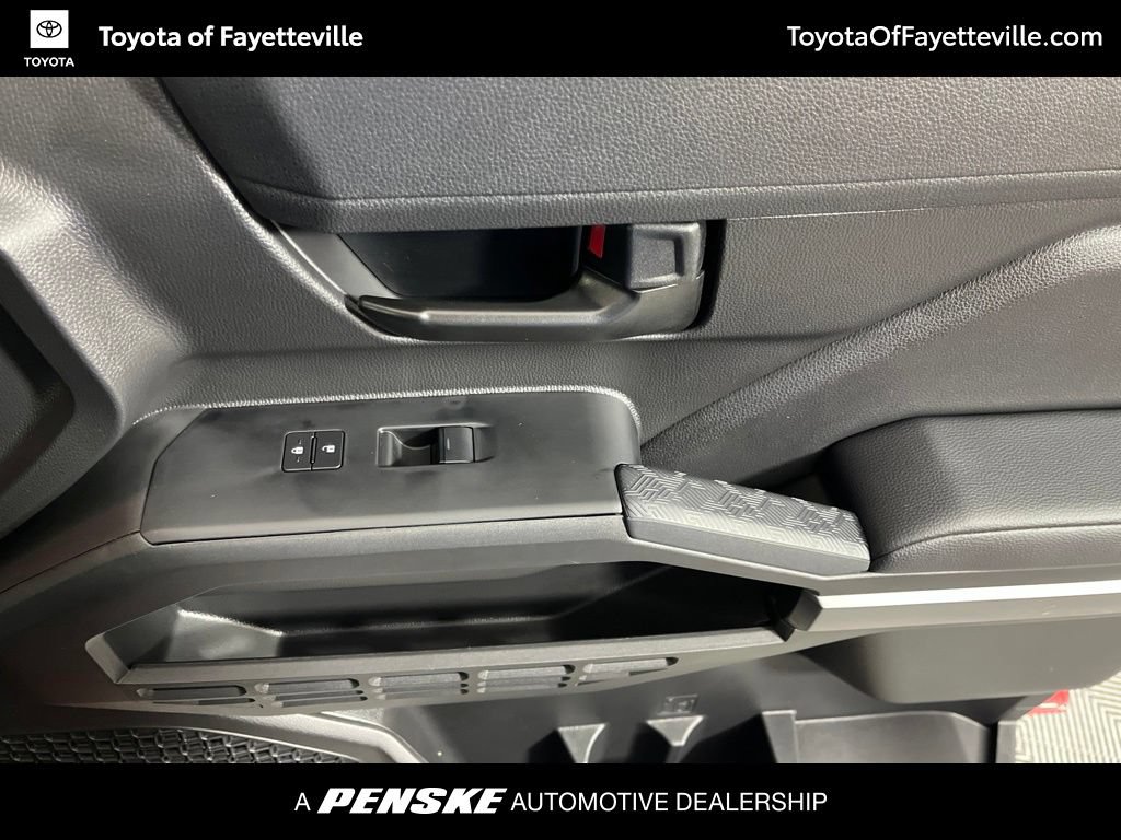 Used 2025 Toyota Tacoma SR5 AWD/4WD image 13