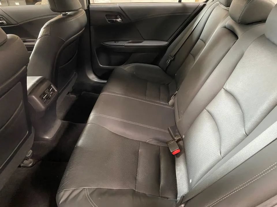 Used 2013 Honda Accord EX-L image 33