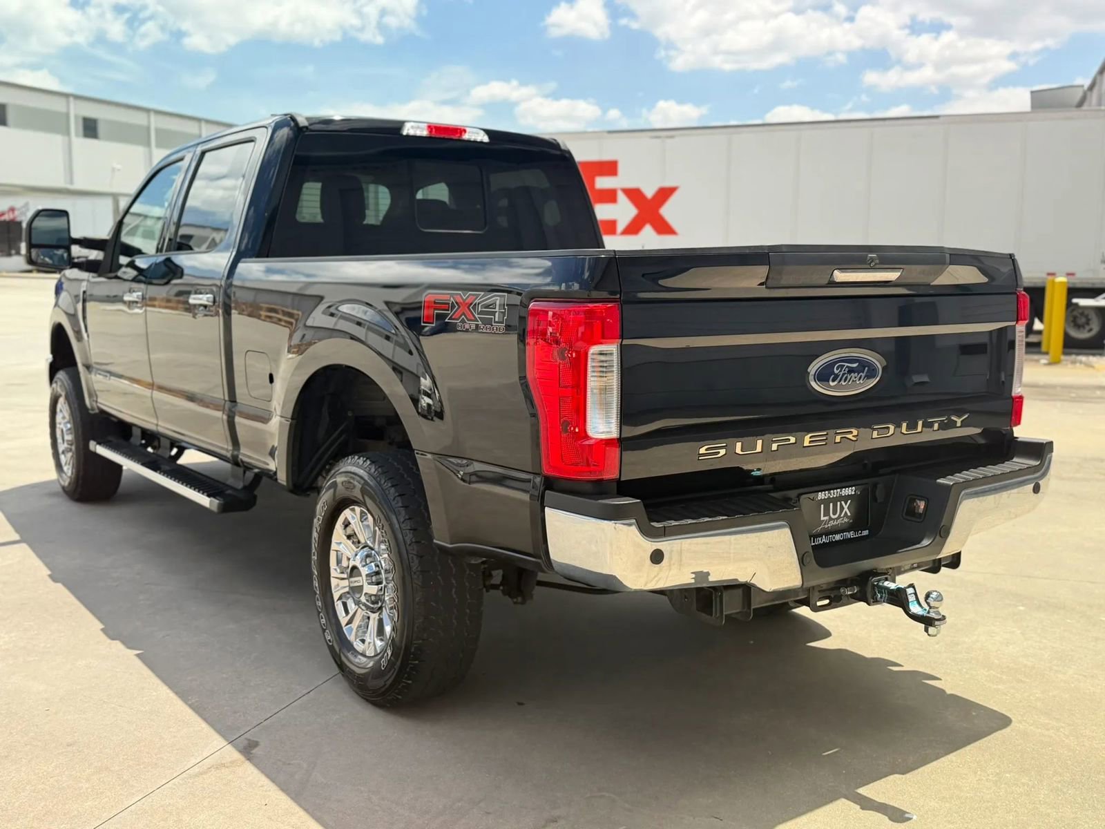 Used 2019 Ford F250 XLT w/ XLT Premium Package AWD/4WD image 13